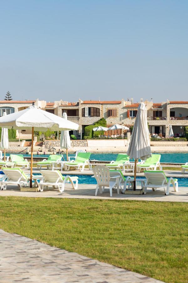 Golden Lake Marina Hotel El-Alamein Exterior foto